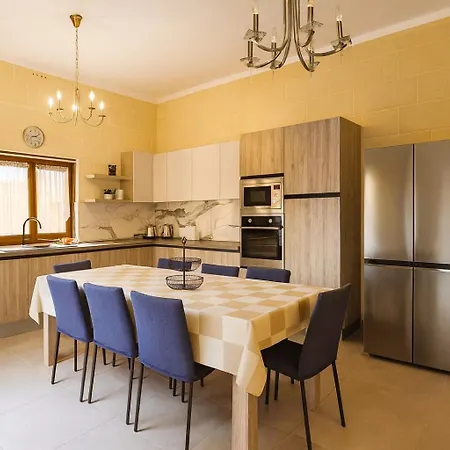 Swimming Pool 3 Bedroom With Private Pool Sea View Ramla Bay Nadur