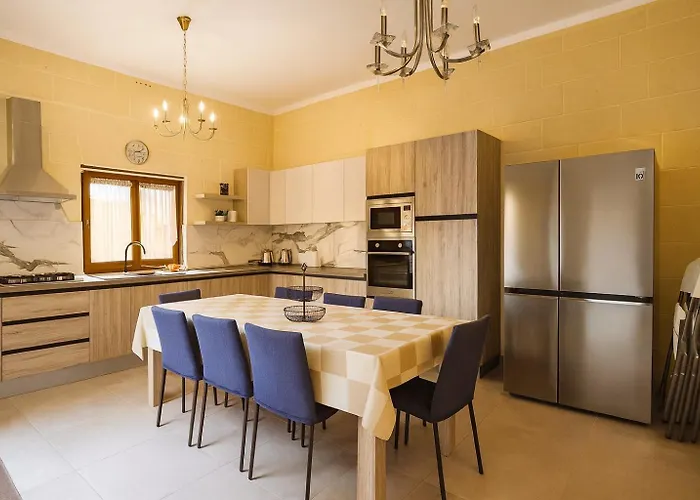 Swimming Pool 3 Bedroom With Private Pool Sea View Ramla Bay Nadur