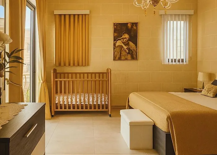 Swimming Pool 3 Bedroom With Private Pool Sea View Ramla Bay Nadur